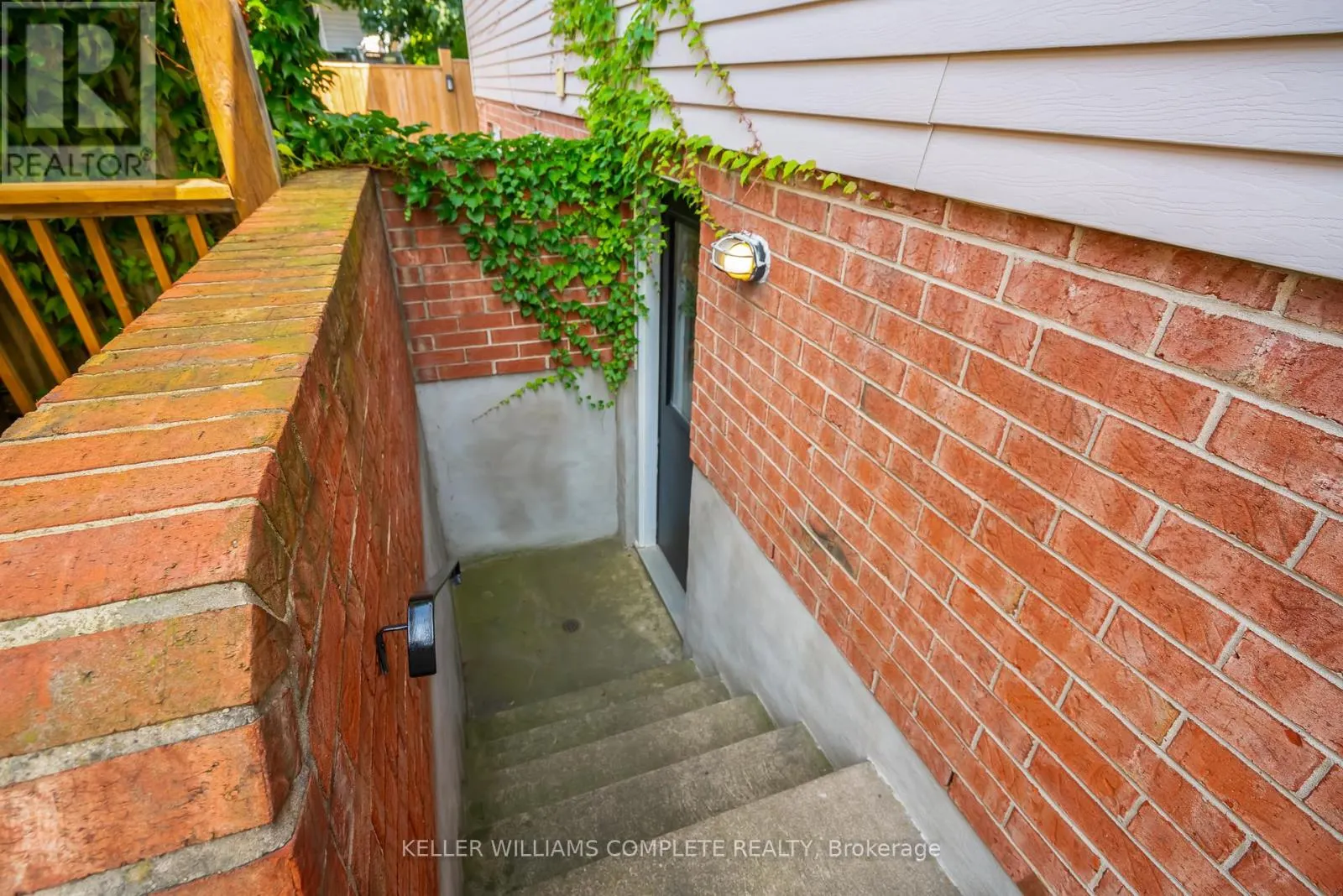 56 STONEY BROOK CRESCENT