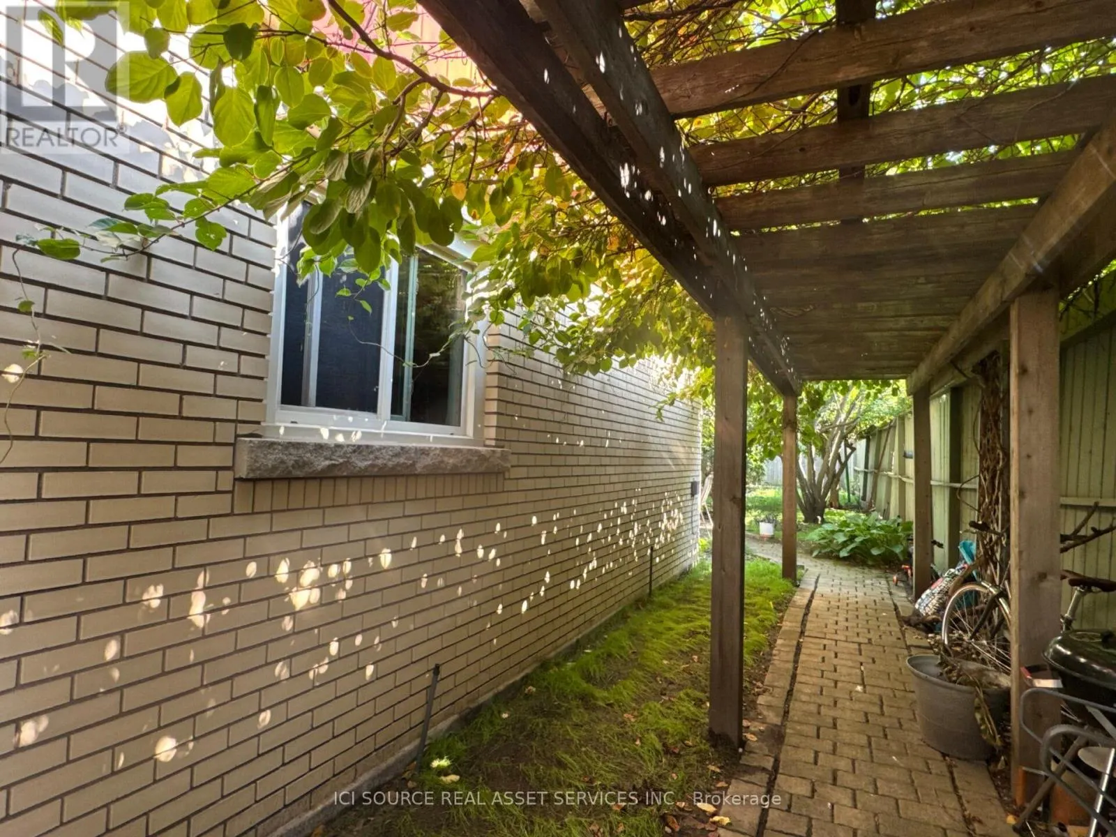 710 SHERBOURNE ROAD