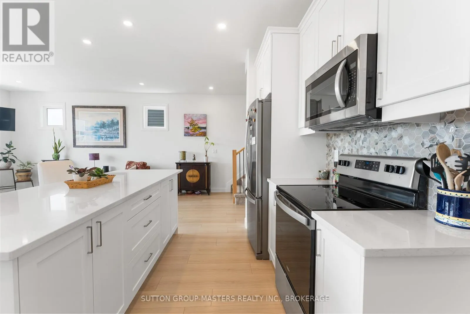 229 SUPERIOR DRIVE