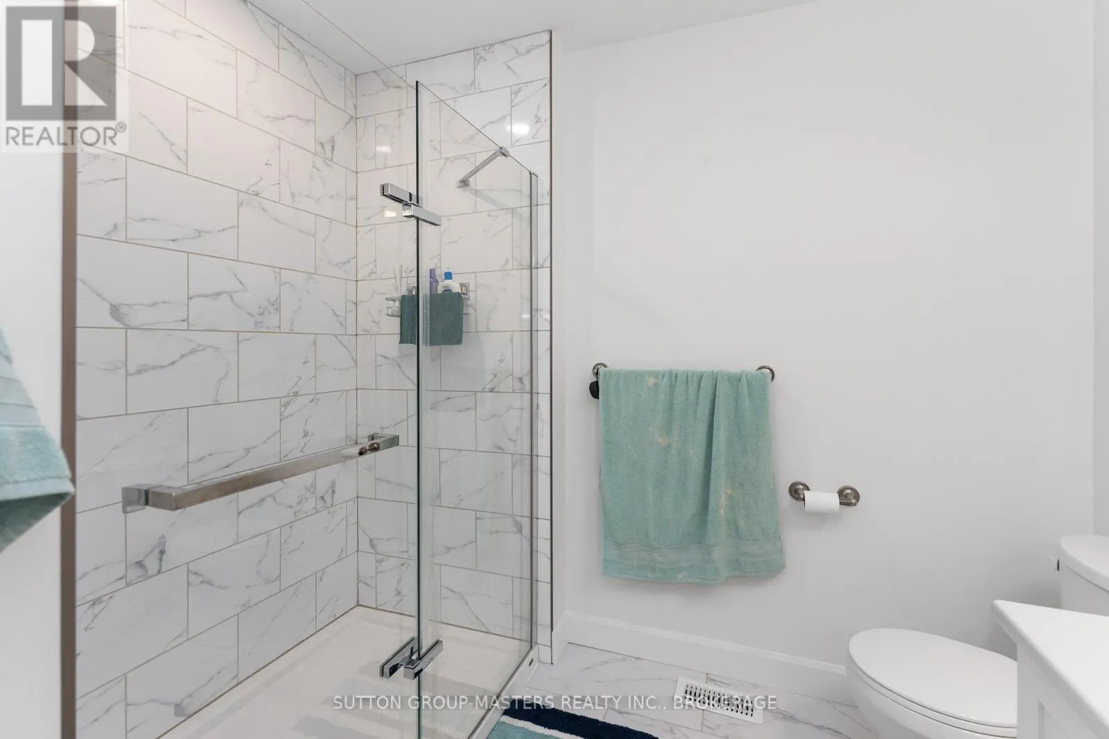 229 SUPERIOR DRIVE