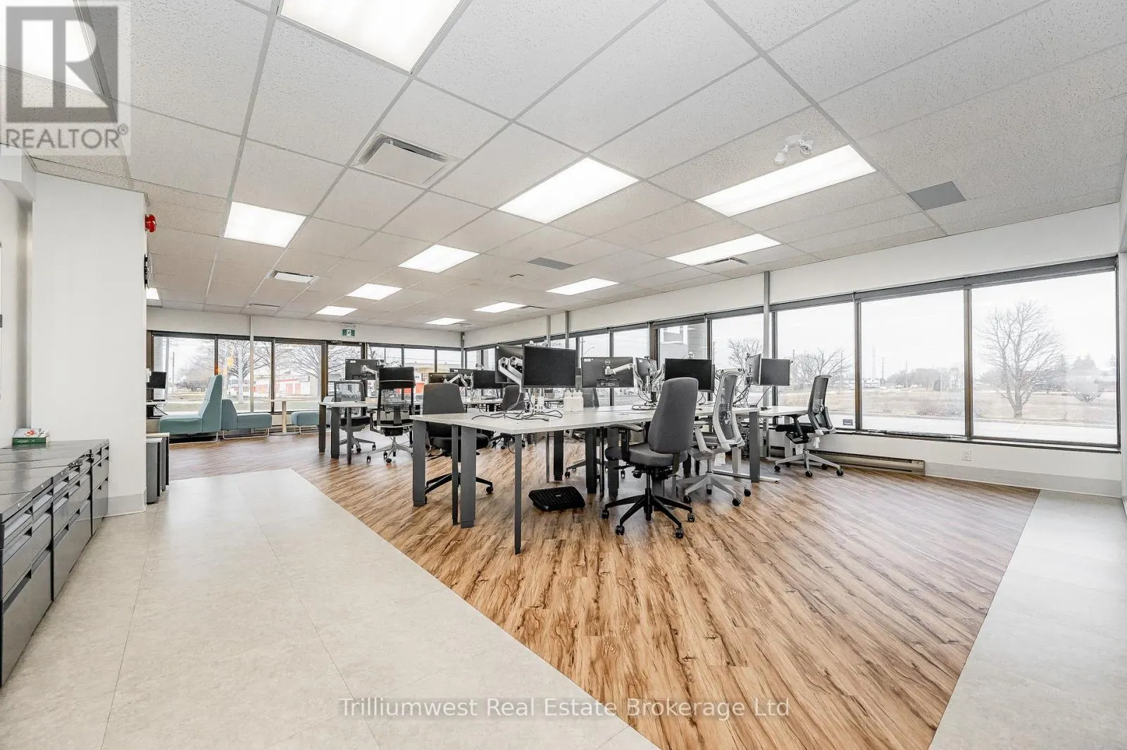 103 - 450 SPEEDVALE AVE W AVENUE, #103