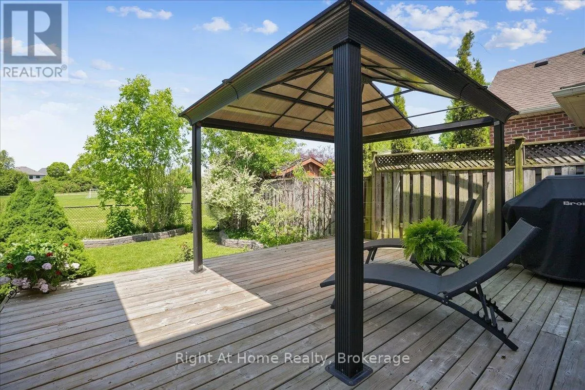 122 HAWKSWOOD DRIVE