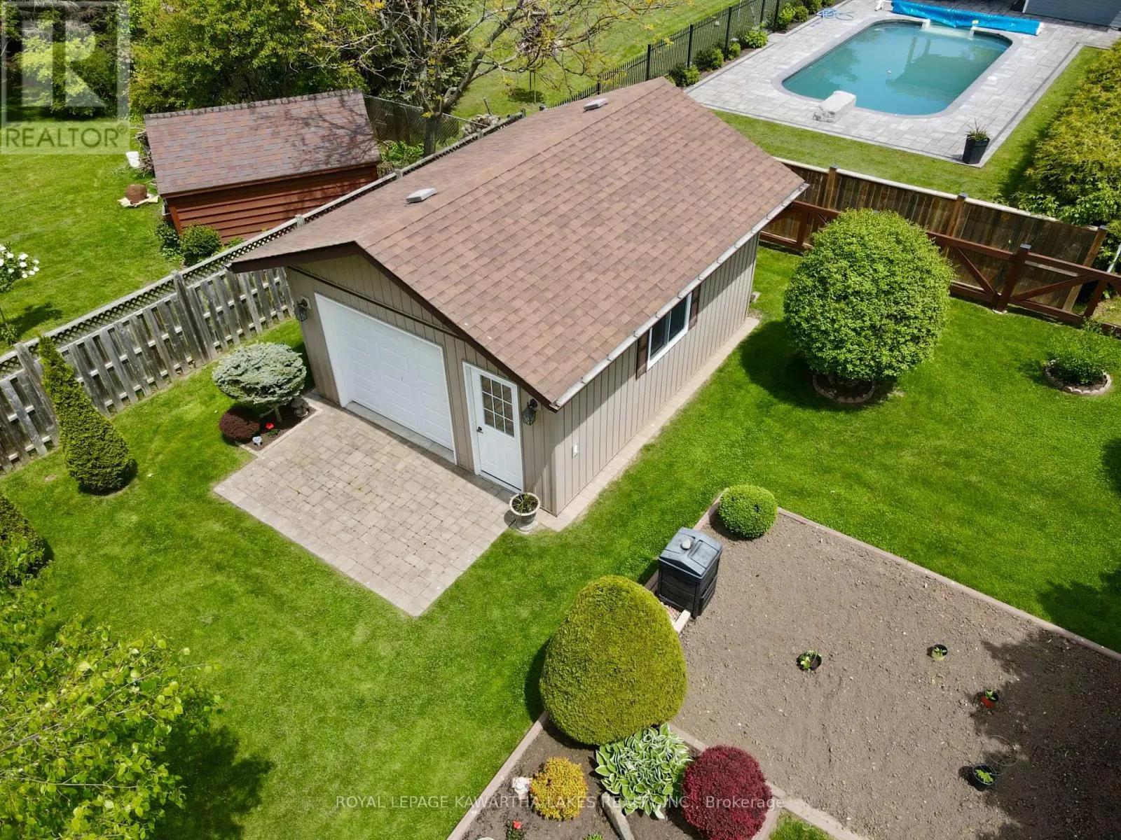 30 GRANT DRIVE