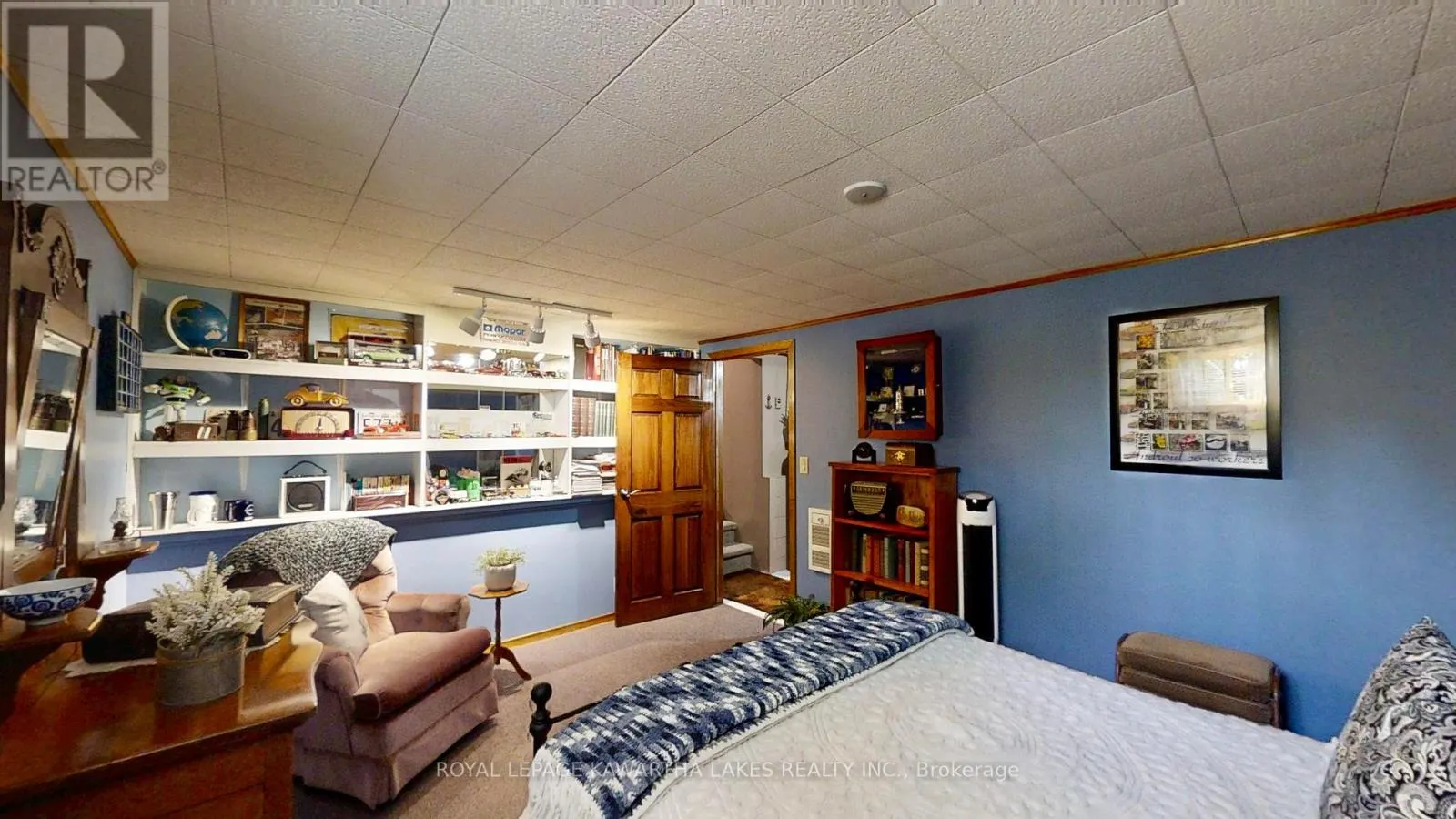 30 GRANT DRIVE