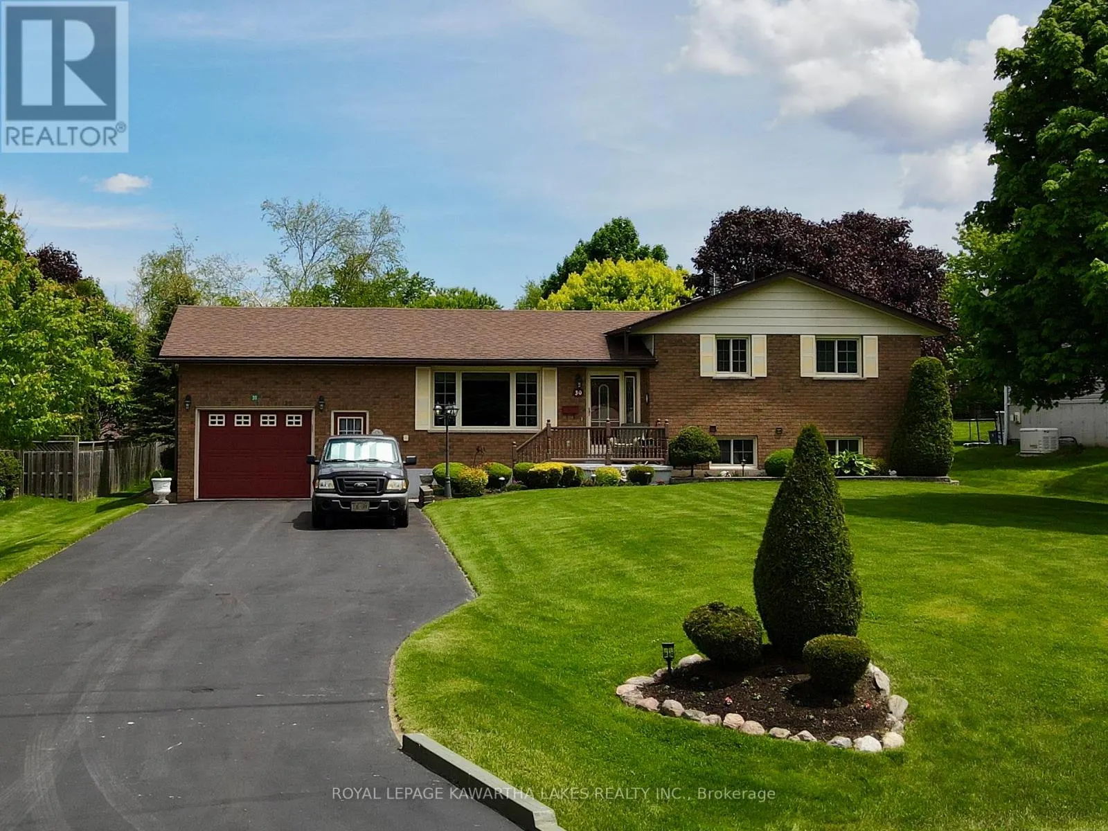 30 GRANT DRIVE