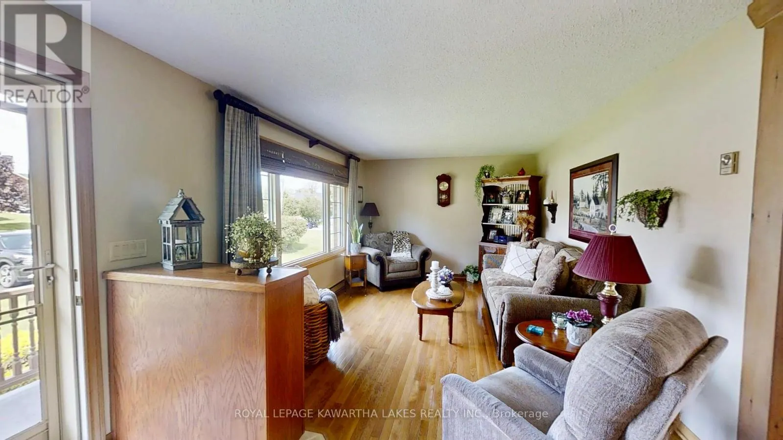 30 GRANT DRIVE