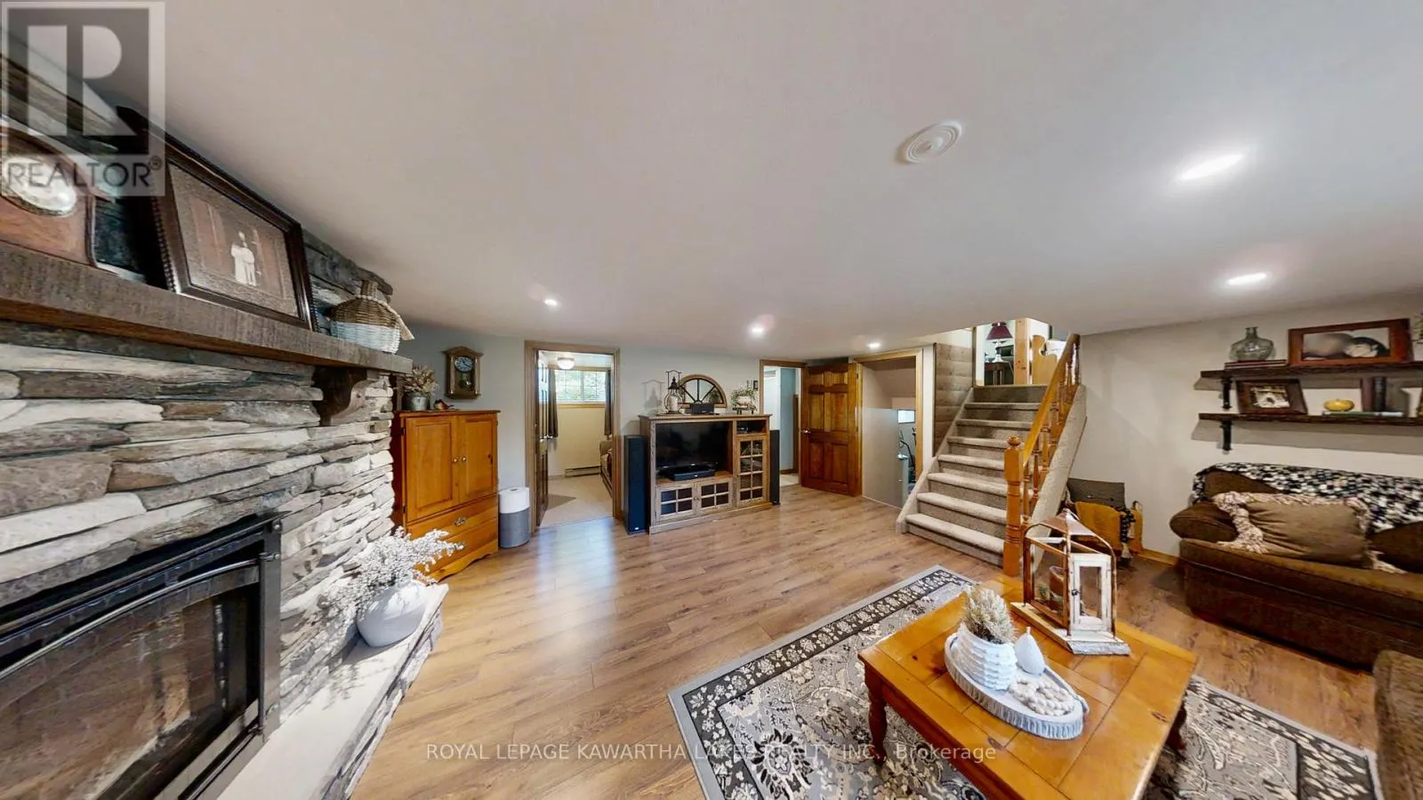 30 GRANT DRIVE