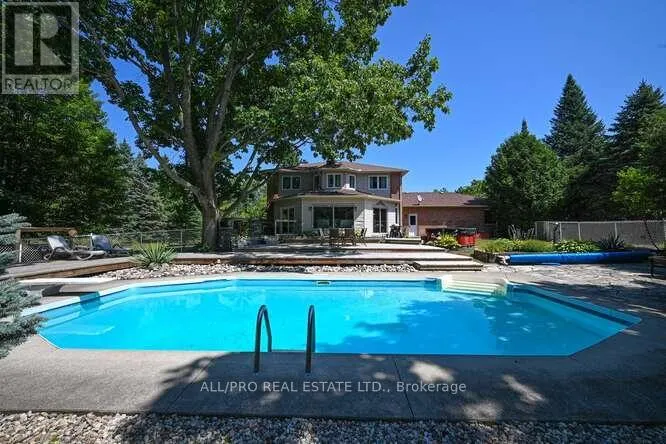 1144 RIDEAU BEND CRESCENT