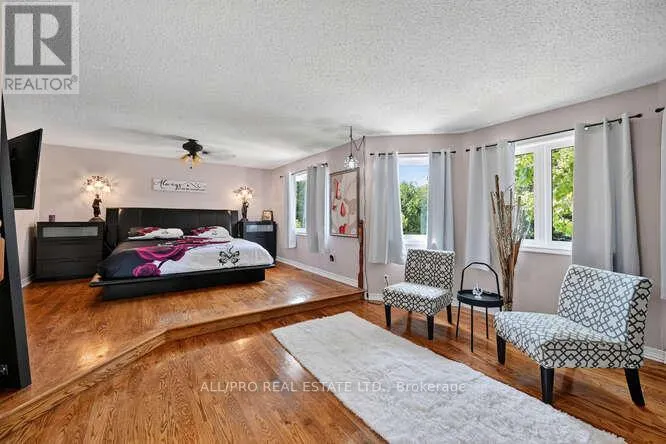 1144 RIDEAU BEND CRESCENT