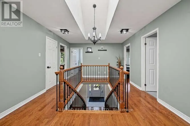 1144 RIDEAU BEND CRESCENT