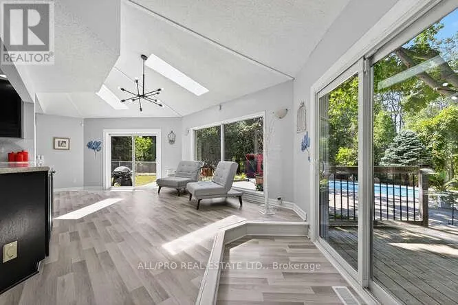 1144 RIDEAU BEND CRESCENT