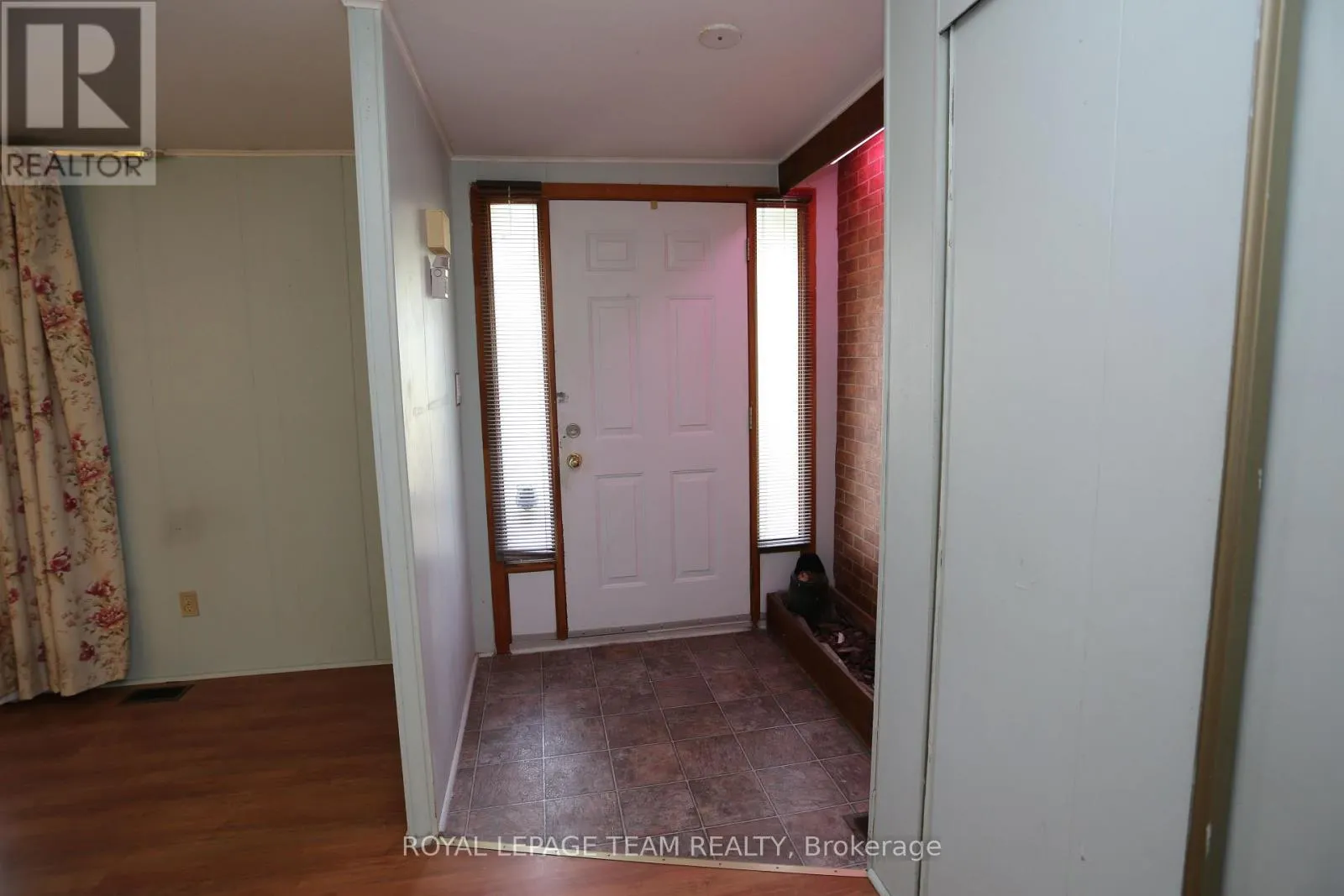 3 FRINGEWOOD DRIVE