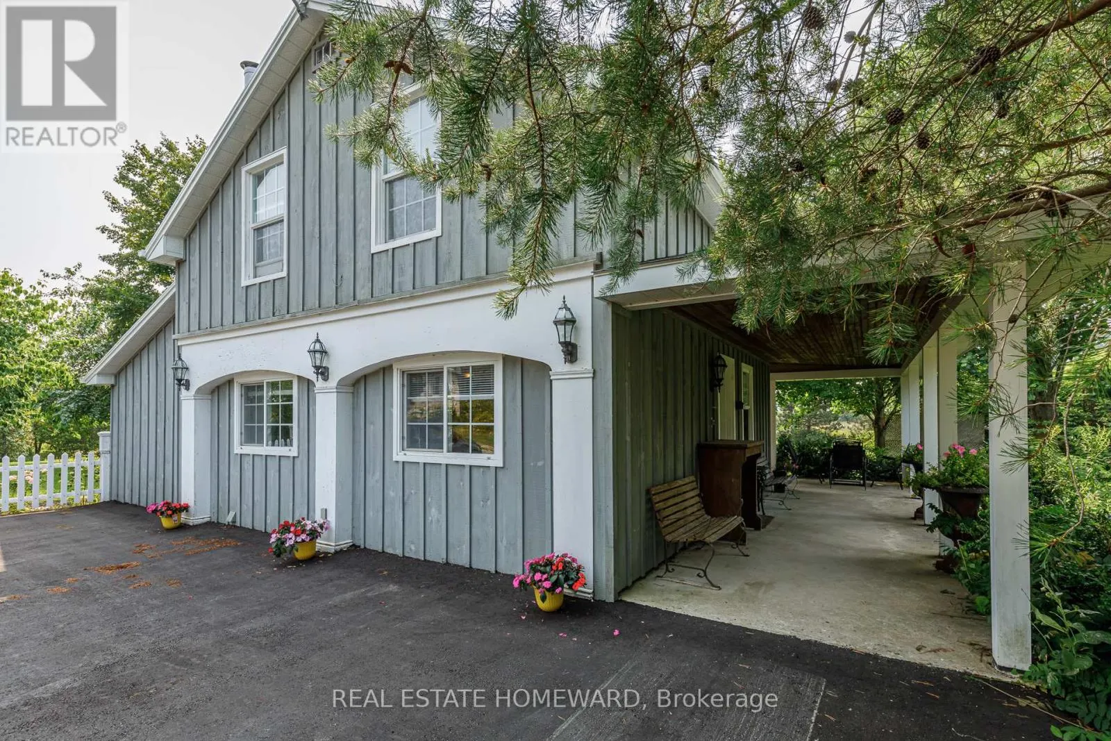 137295 GREY ROAD 12