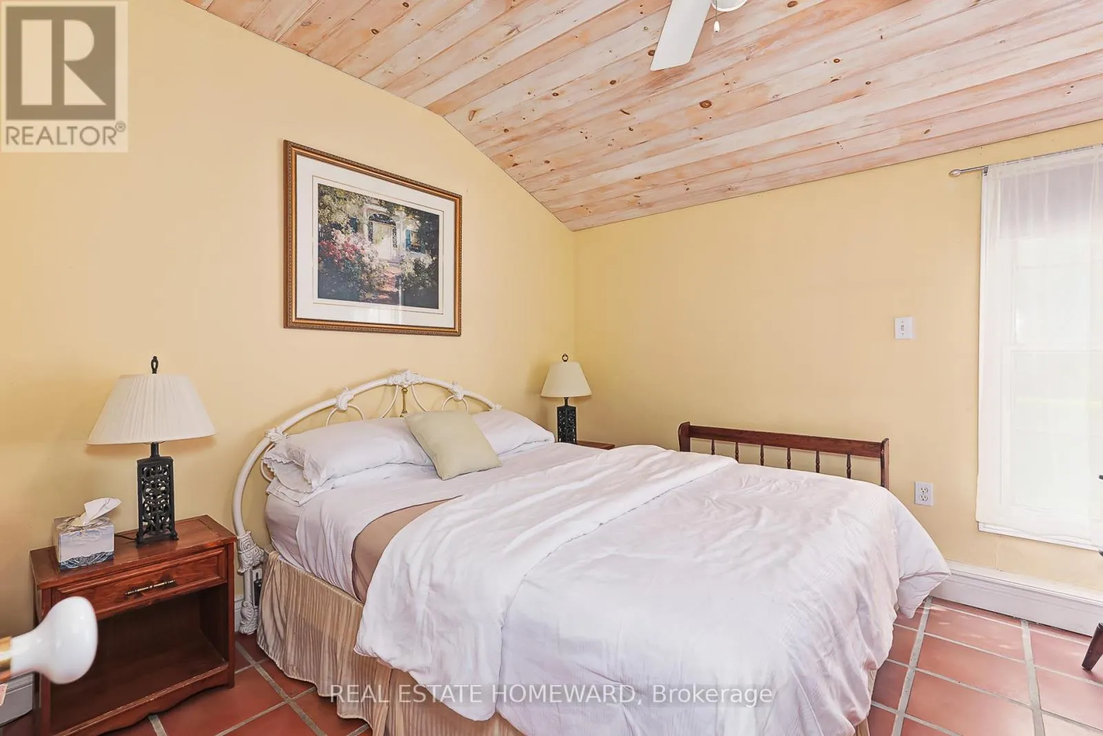 137295 GREY ROAD 12