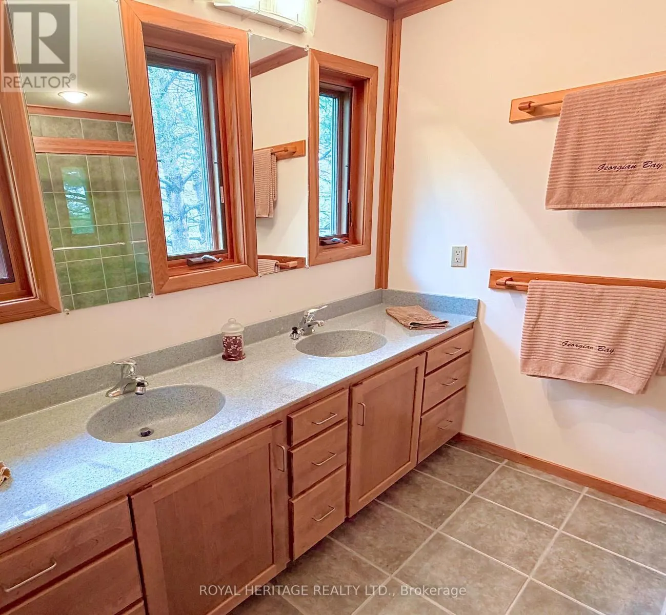 7224 ISLAND 630 GEORGIAN BAY