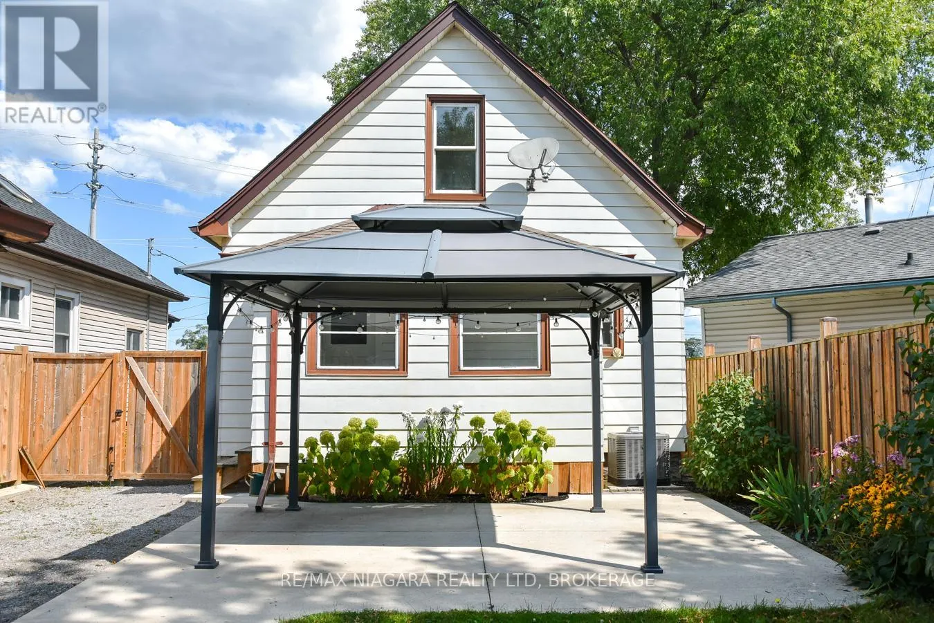 22 BERTRAM STREET