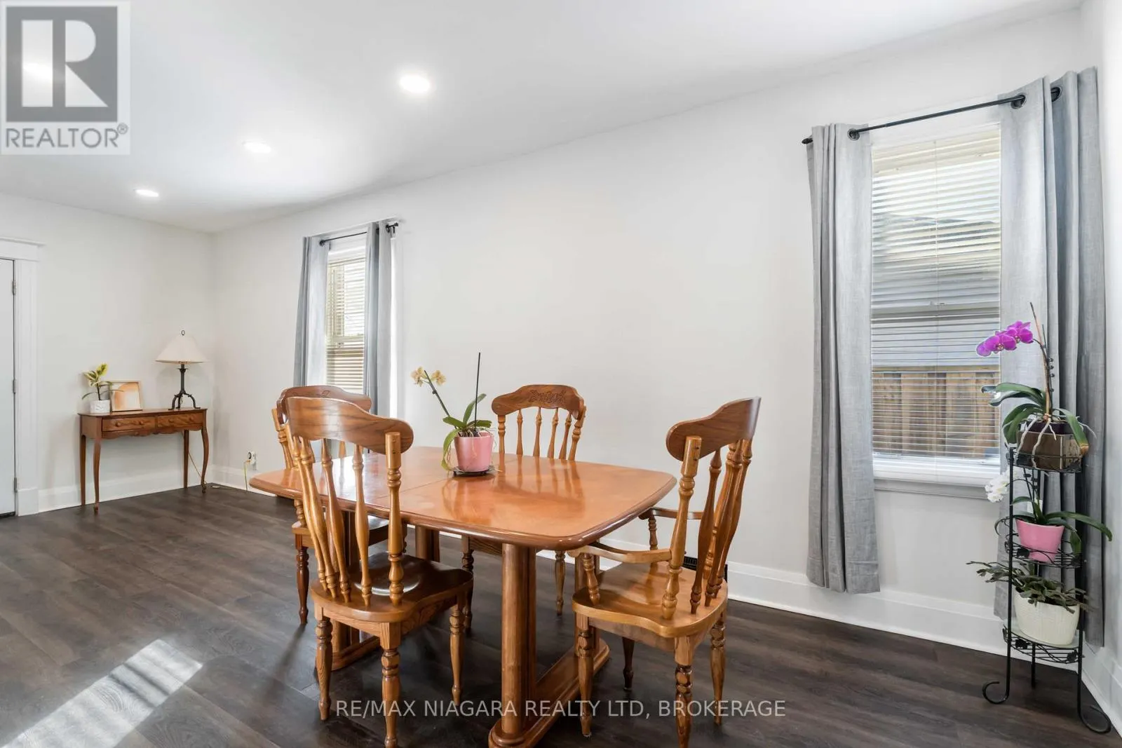22 BERTRAM STREET