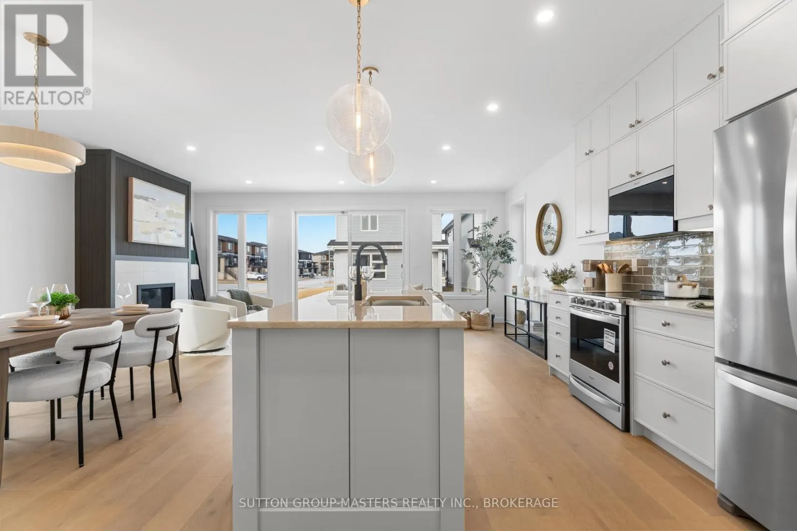 204 SUPERIOR DRIVE