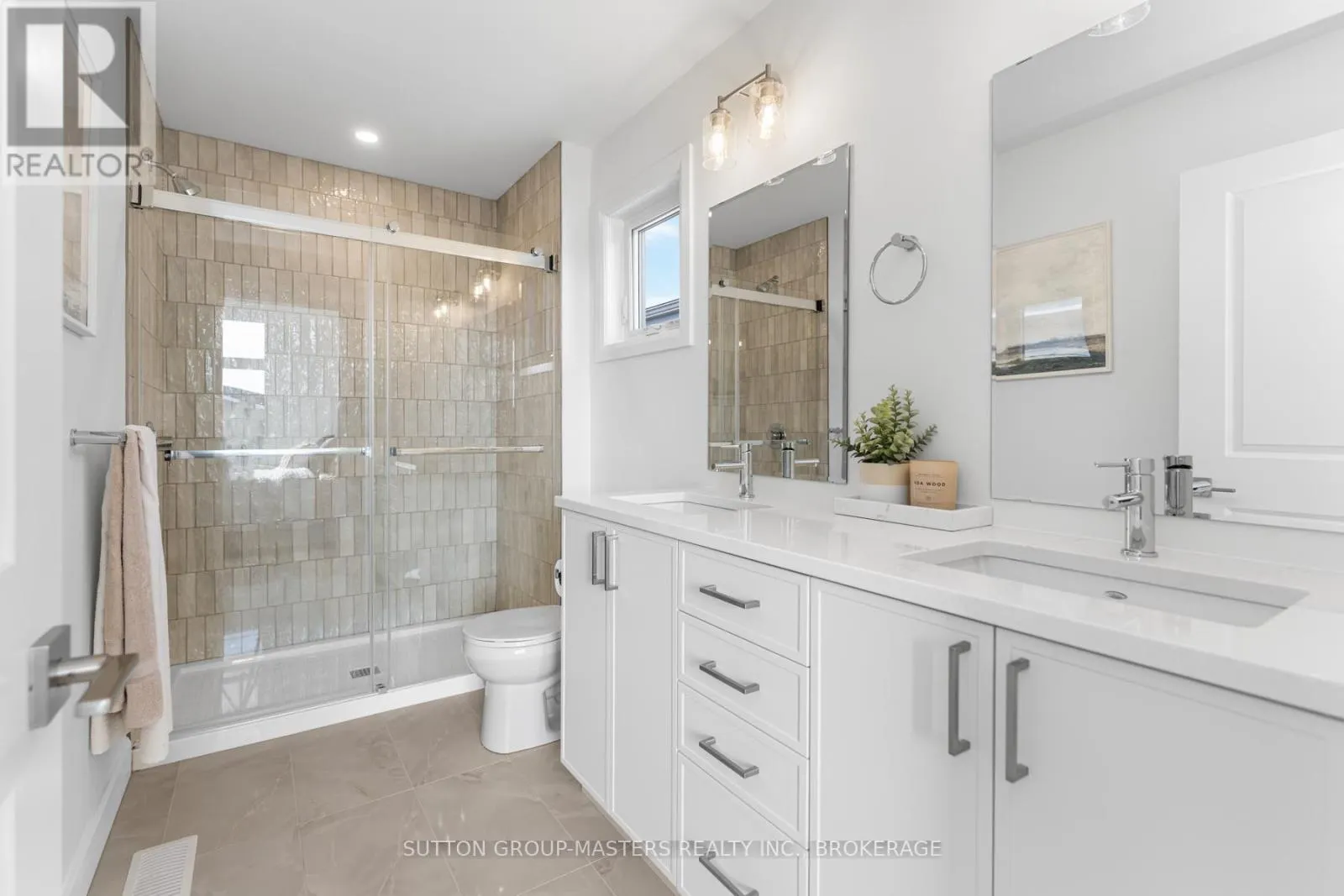 204 SUPERIOR DRIVE