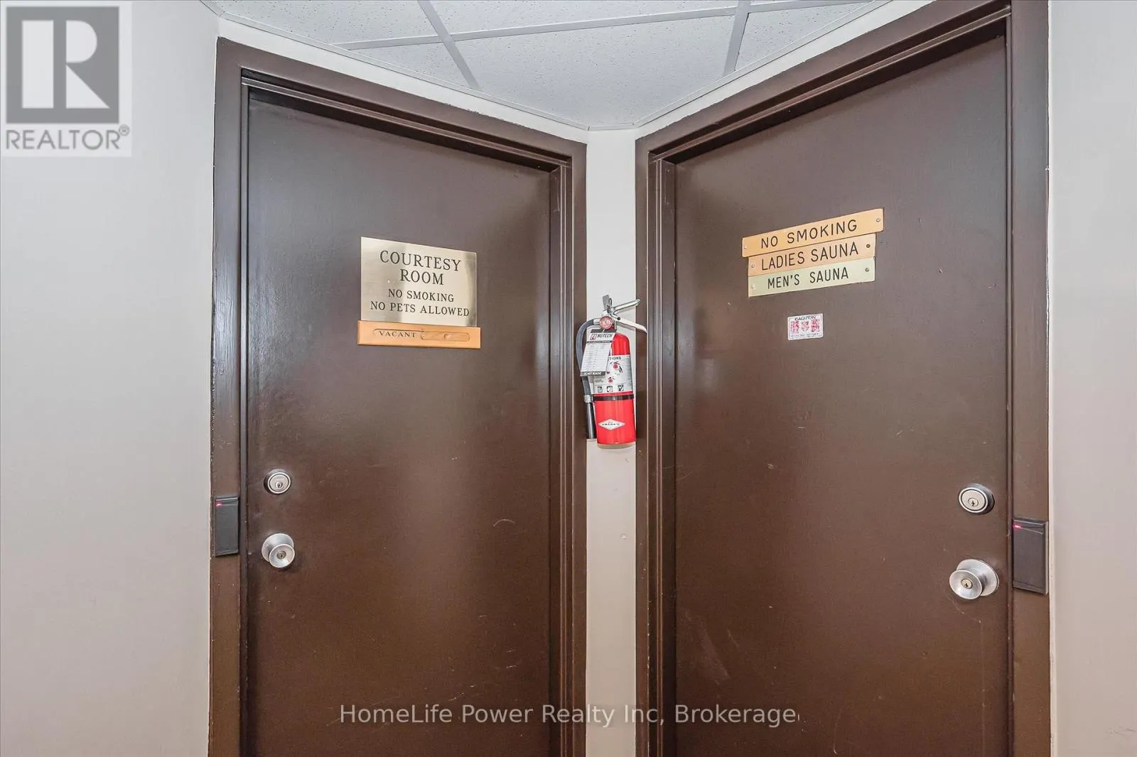 711 - 19 WOODLAWN ROAD E, #711