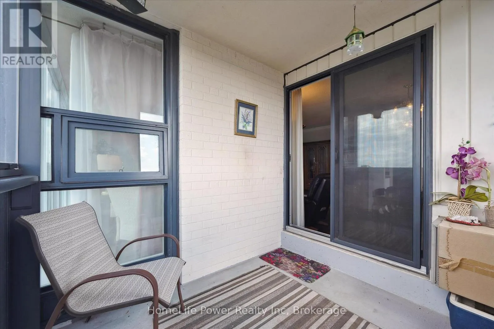 711 - 19 WOODLAWN ROAD E, #711