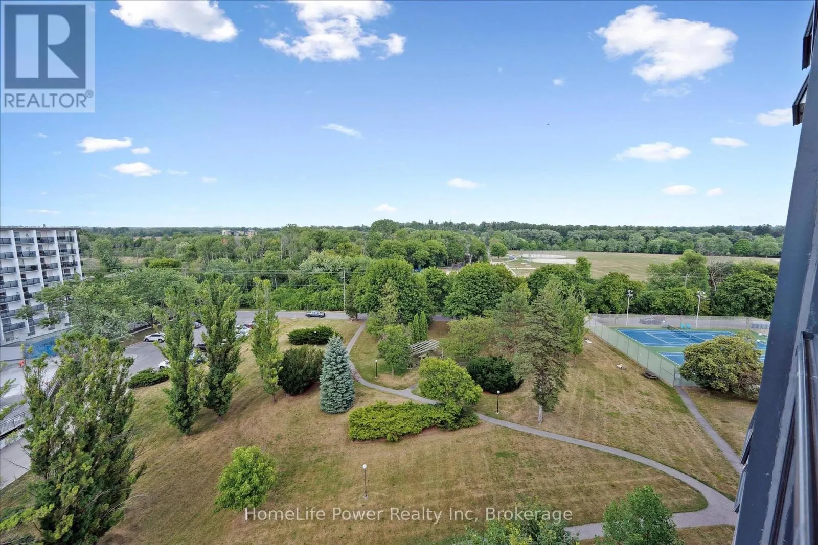 711 - 19 WOODLAWN ROAD E, #711