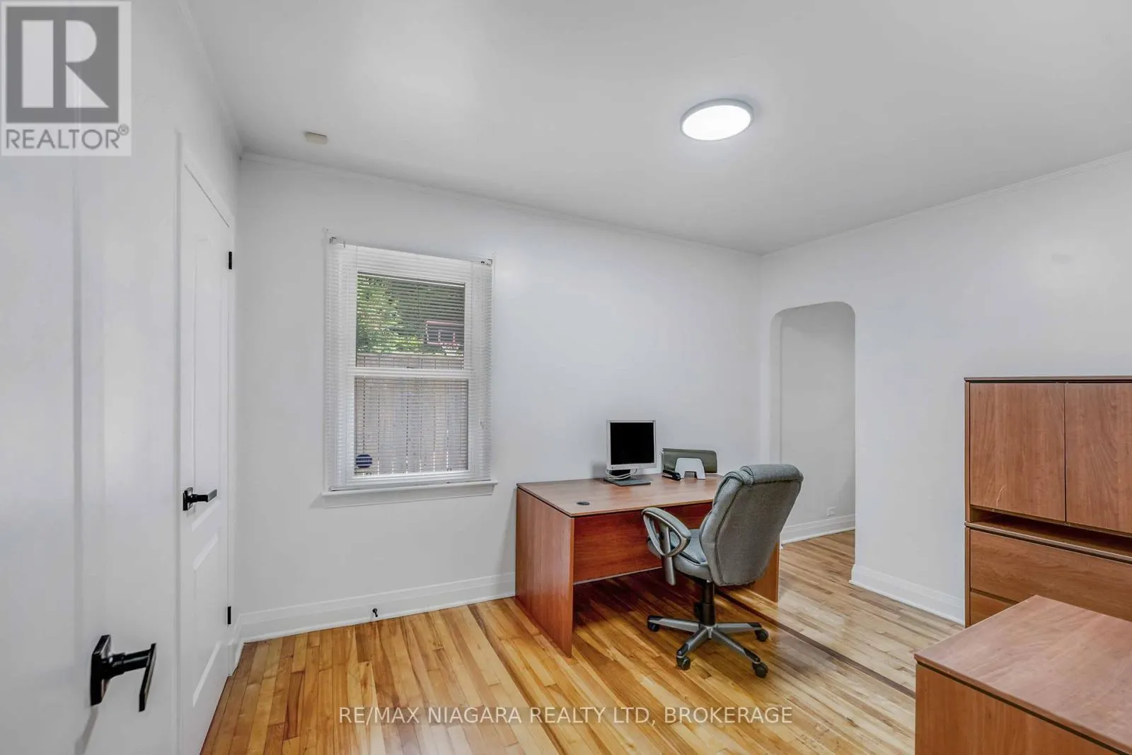 5000 SIXTH AVENUE