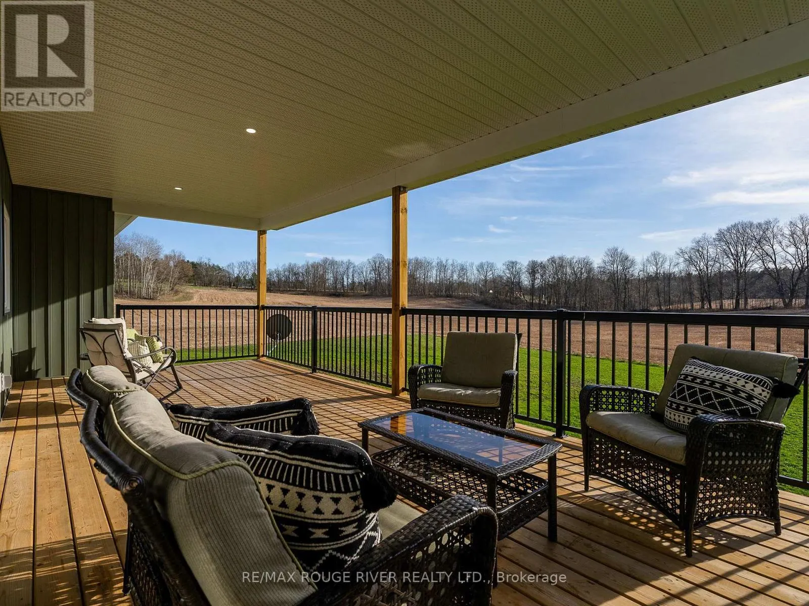 298 TOBACCO ROAD