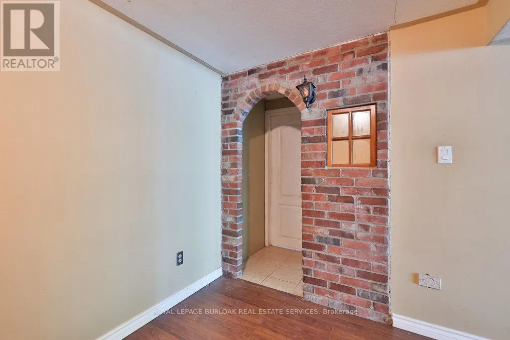 37 SUNRISE CRESCENT