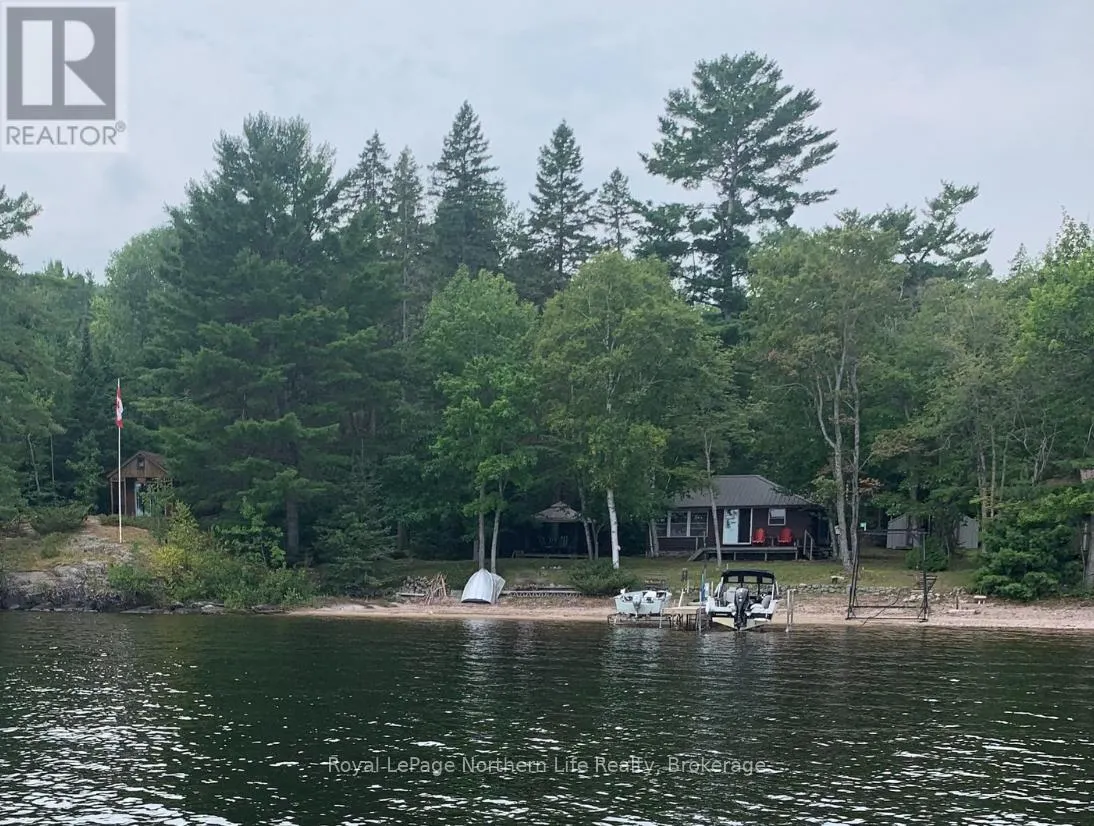 16 MUSKIE BAY LAKE NIPISSING
