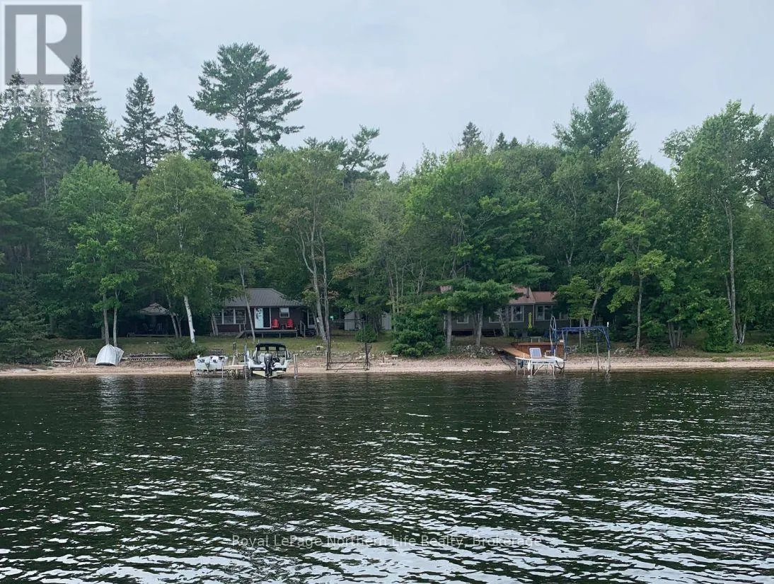 16 MUSKIE BAY LAKE NIPISSING