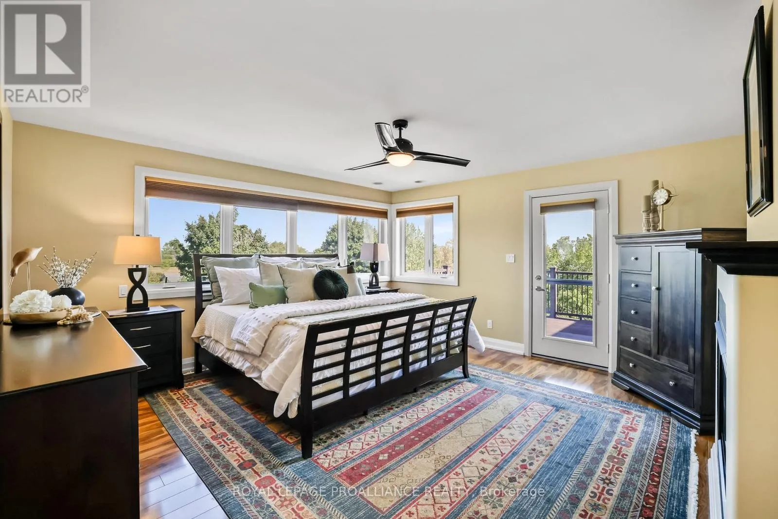 263 LAKESHORE ROAD