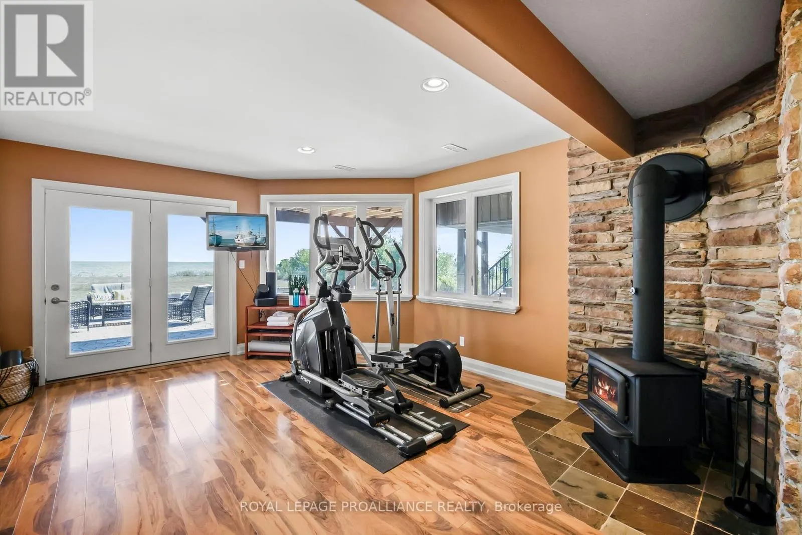 263 LAKESHORE ROAD