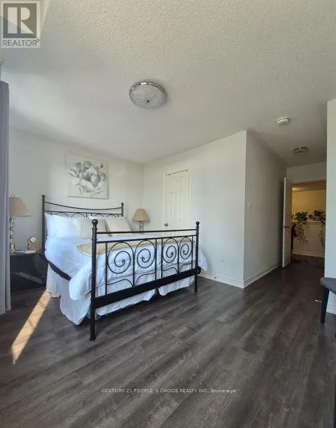 71 RIVERWALK DRIVE N