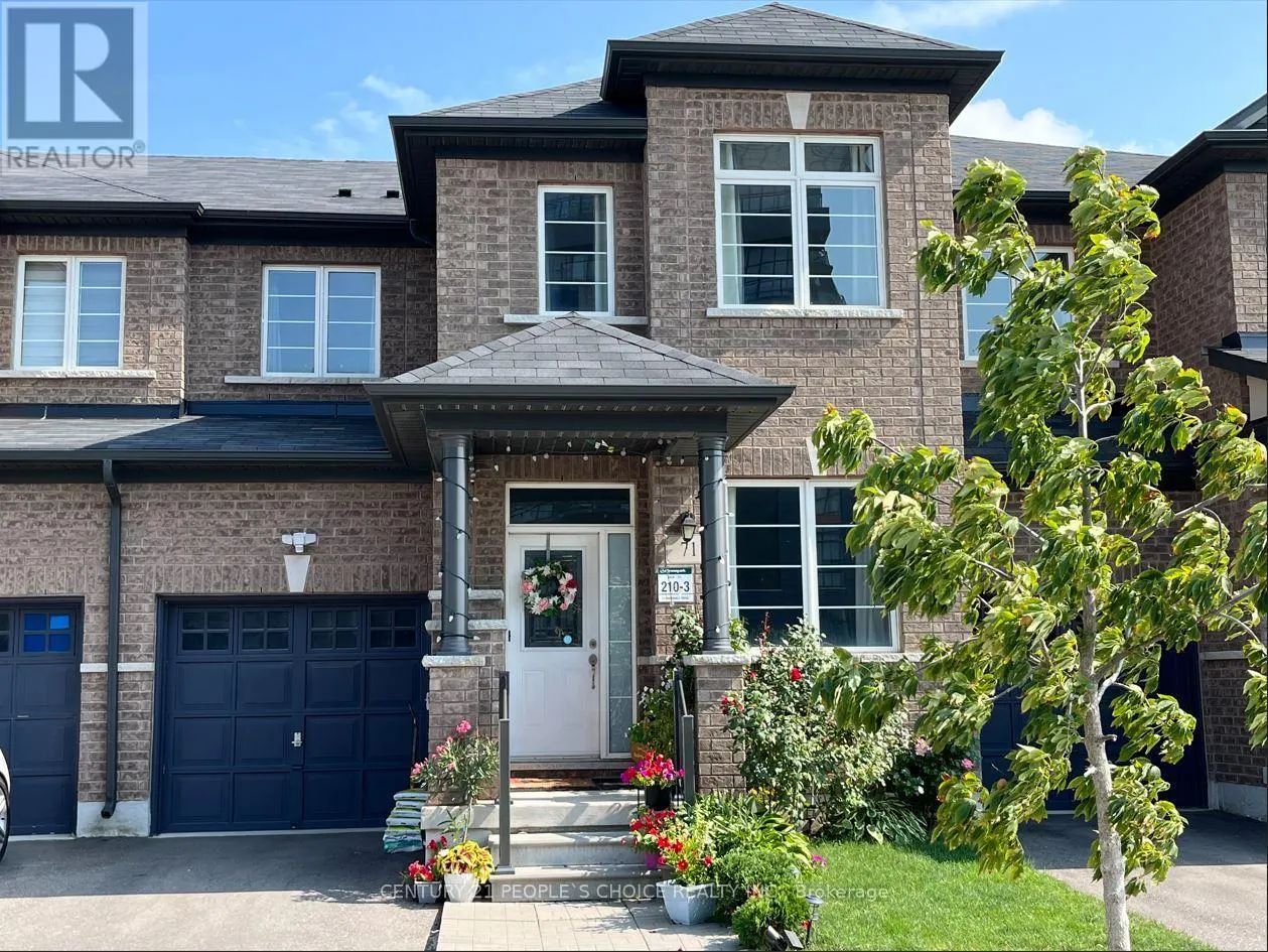 71 RIVERWALK DRIVE N