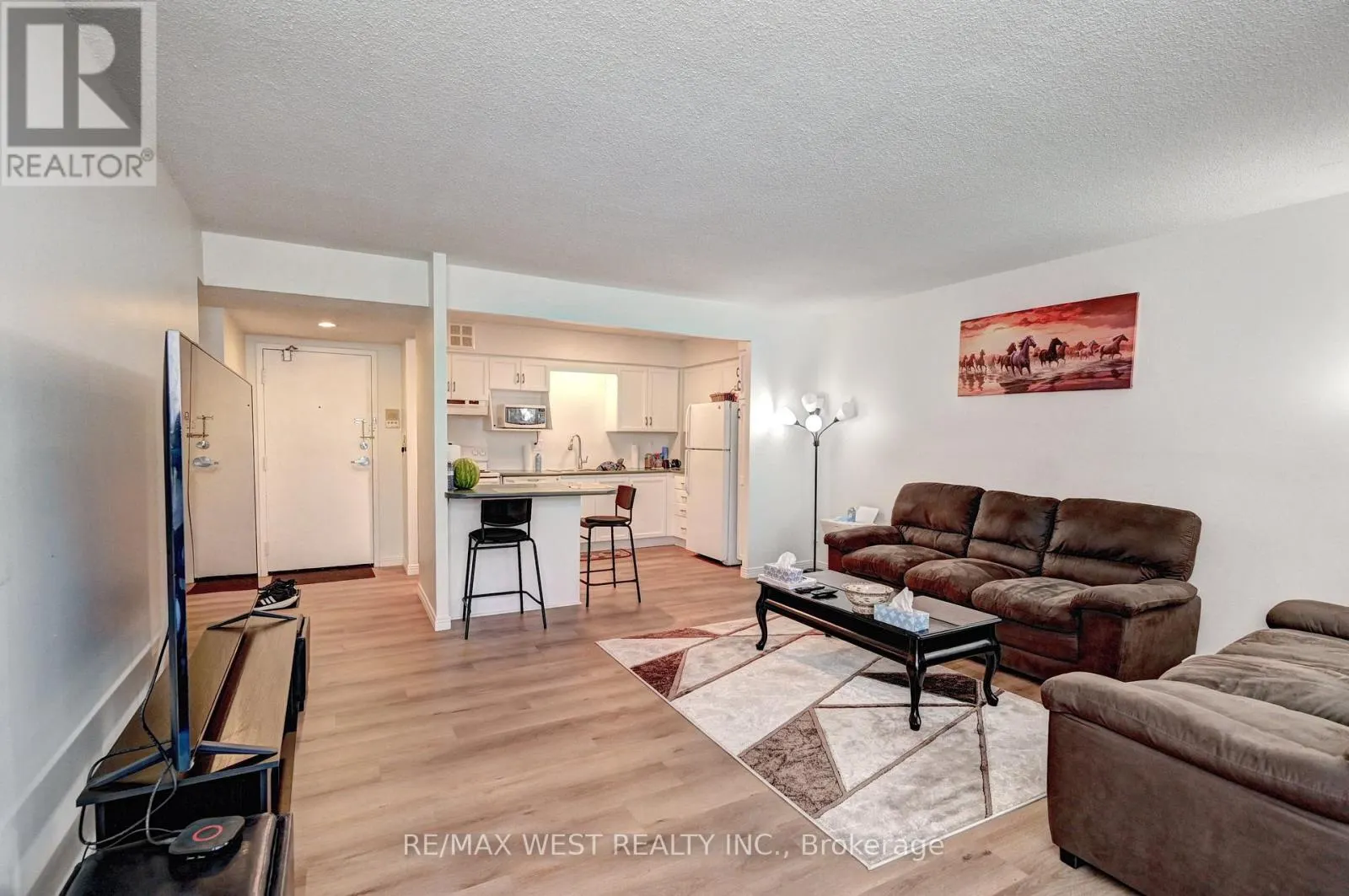 705 - 260 SHELDON AVENUE N