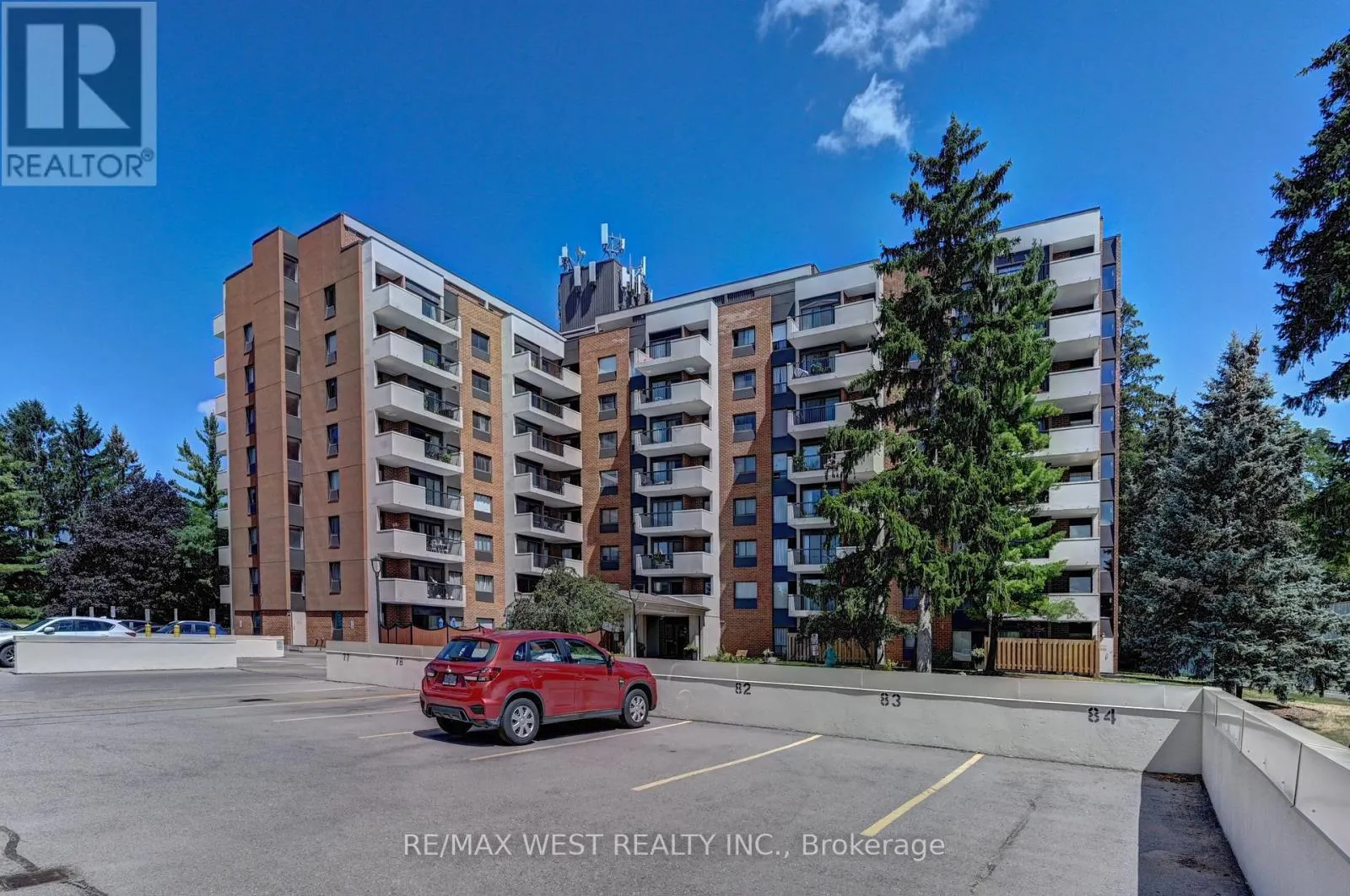 705 - 260 SHELDON AVENUE N