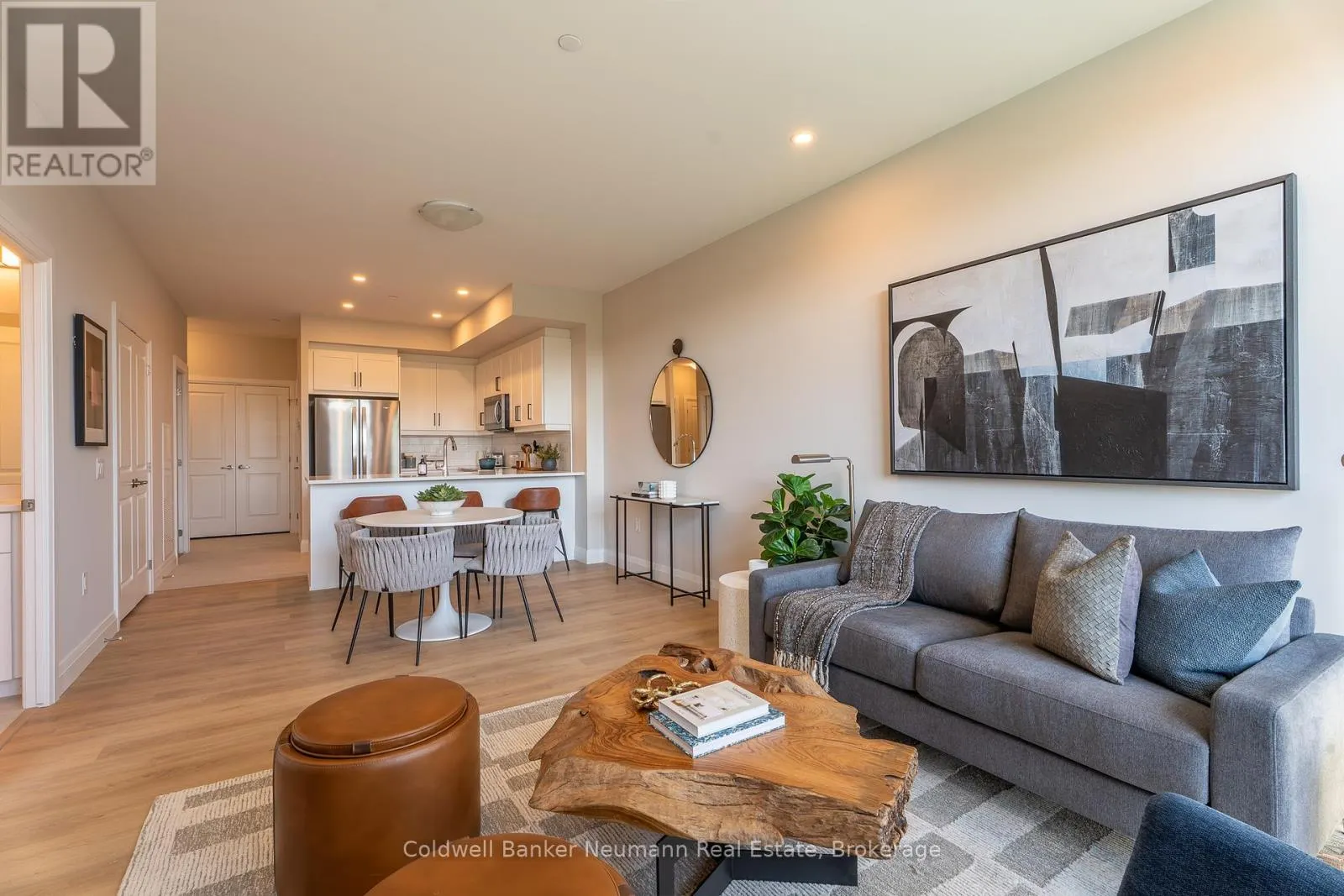 215 - 1882 GORDON STREET, #215