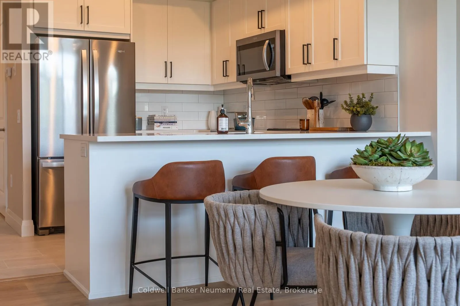 215 - 1882 GORDON STREET, #215