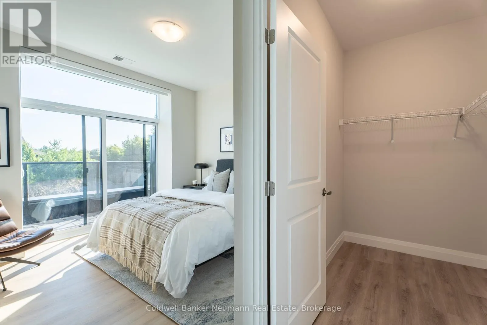 215 - 1882 GORDON STREET, #215