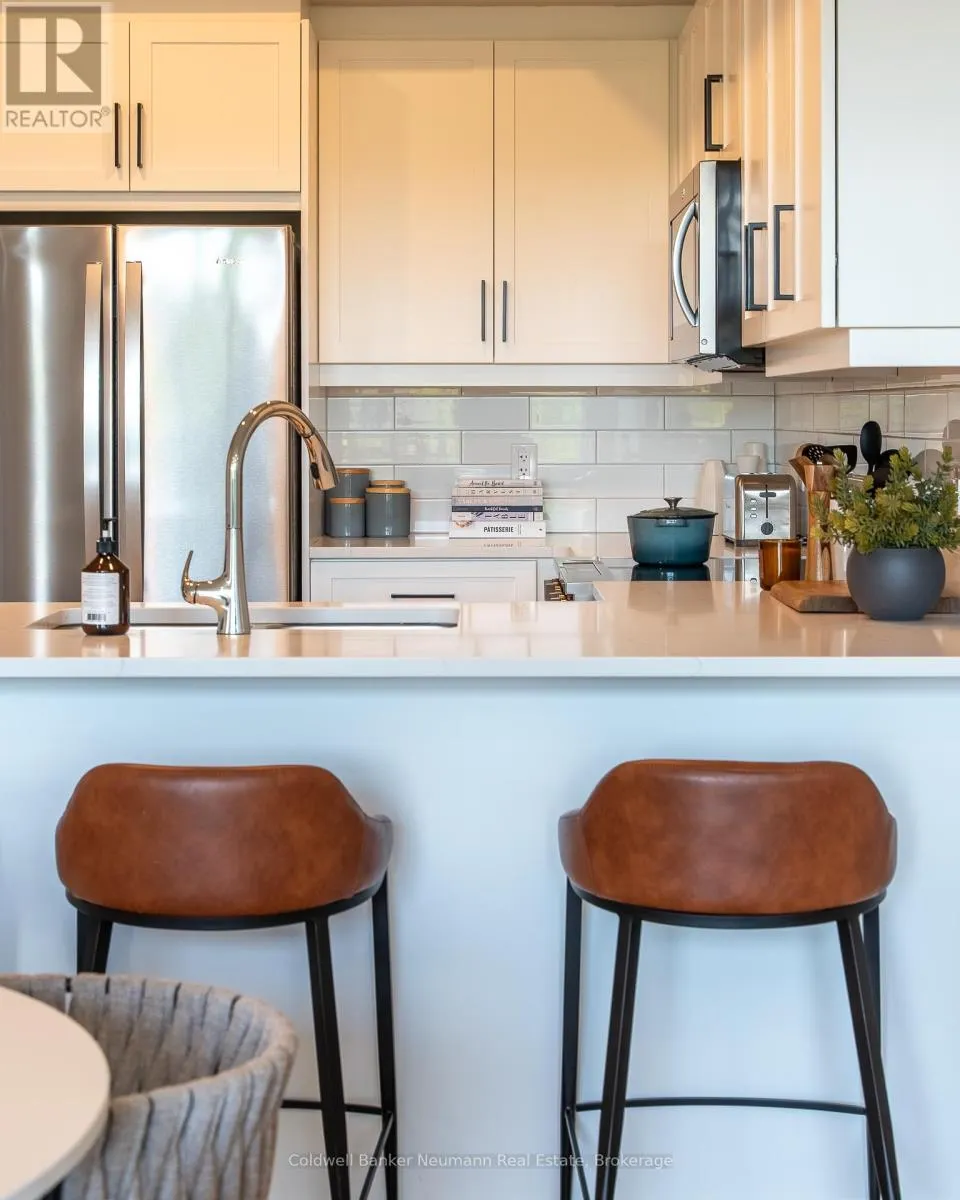 215 - 1882 GORDON STREET, #215