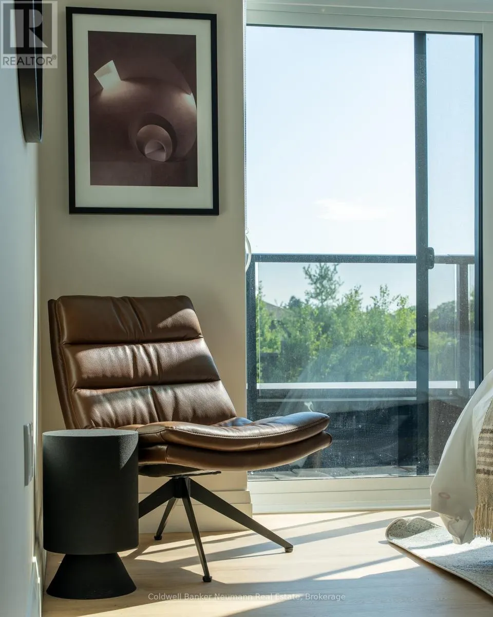 215 - 1882 GORDON STREET, #215