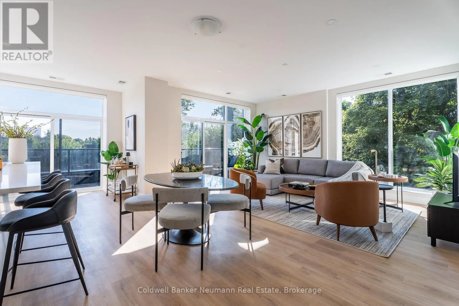 216 - 1882 GORDON STREET, #216