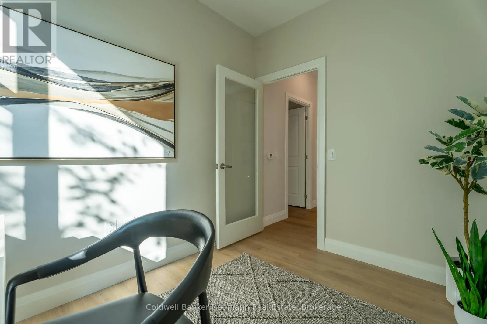 216 - 1882 GORDON STREET, #216