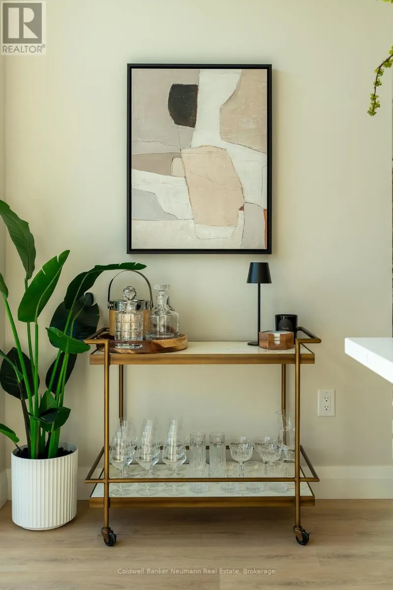 216 - 1882 GORDON STREET, #216