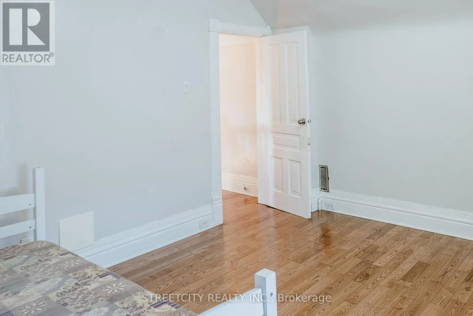 242 EMMA STREET