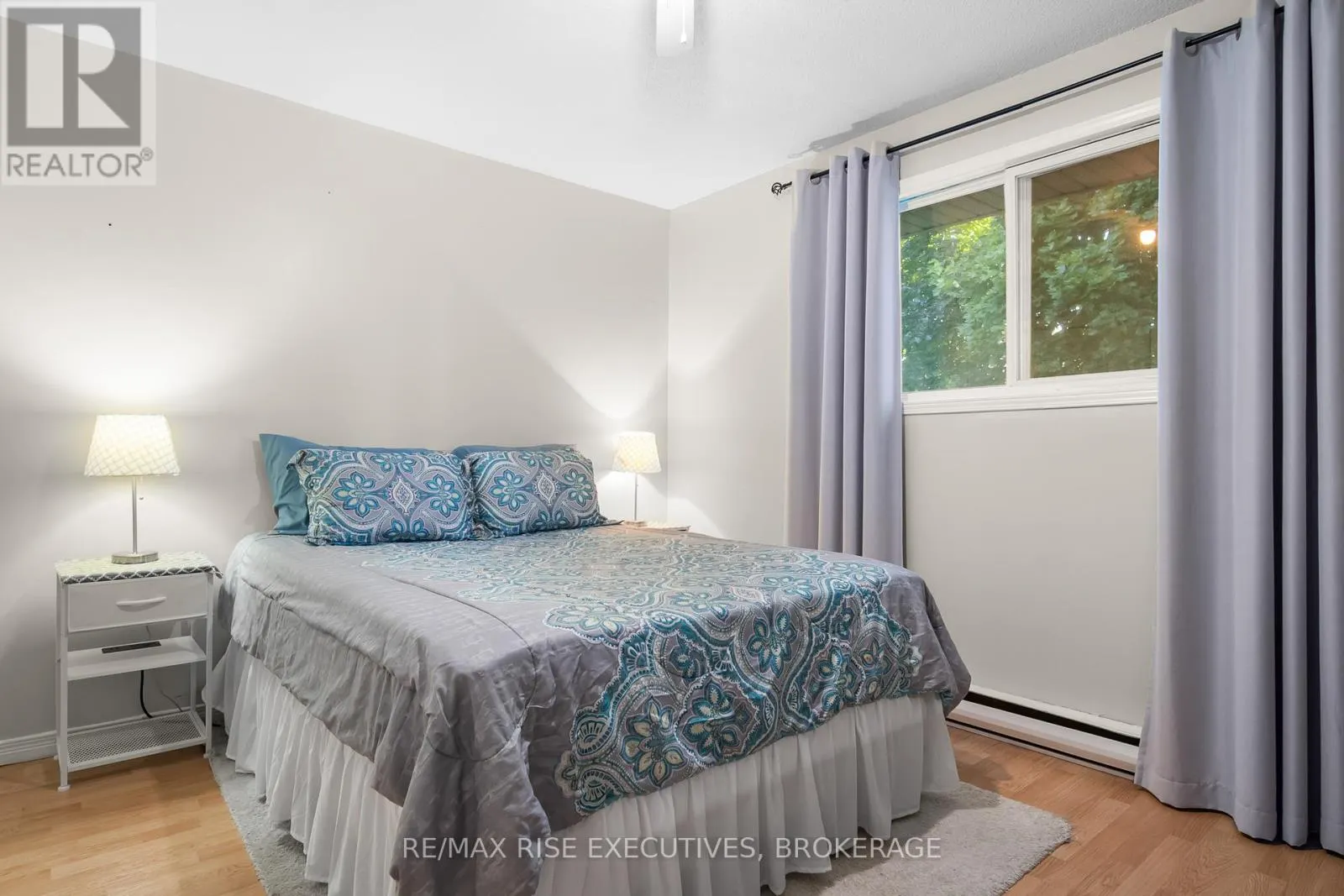 25 ROSEMUND PLACE
