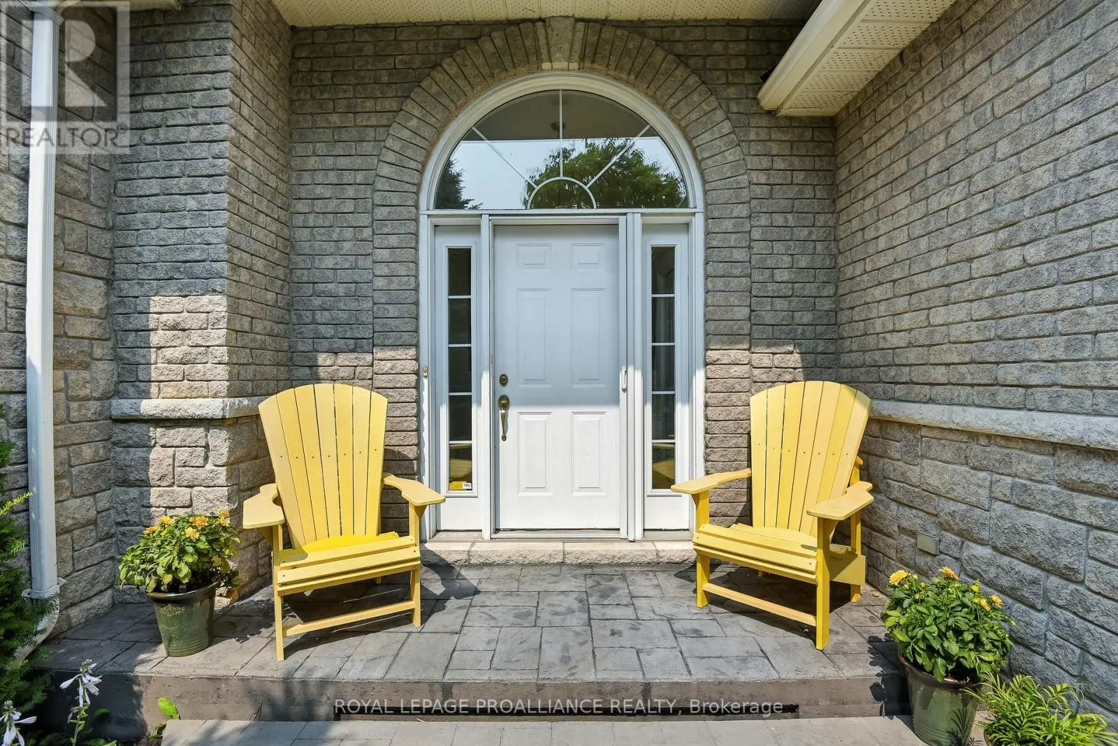 11 MILL POND COURT