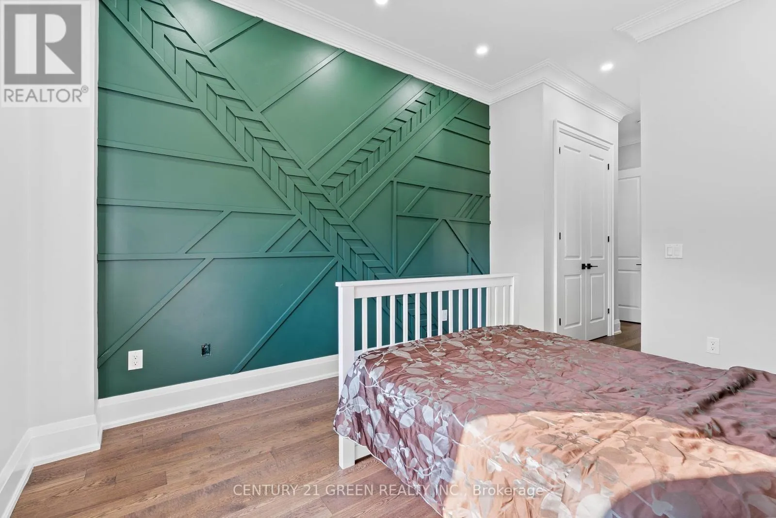 449 WOODSWORTH TERRACE