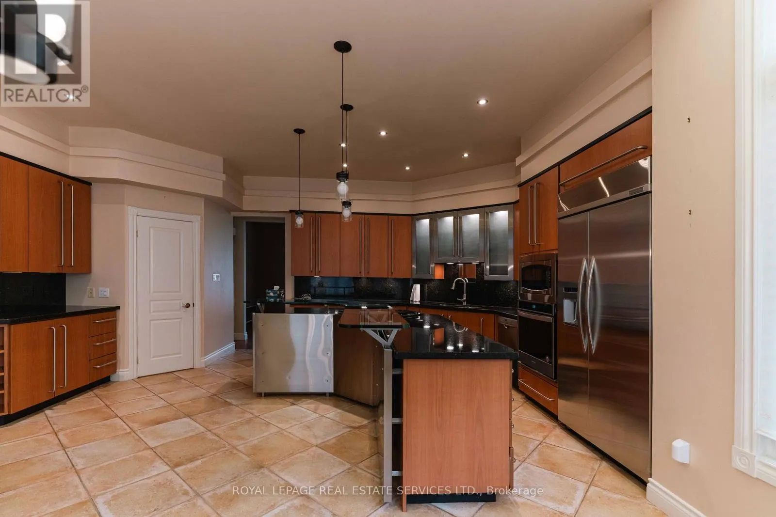 238 WILDERNESS DRIVE